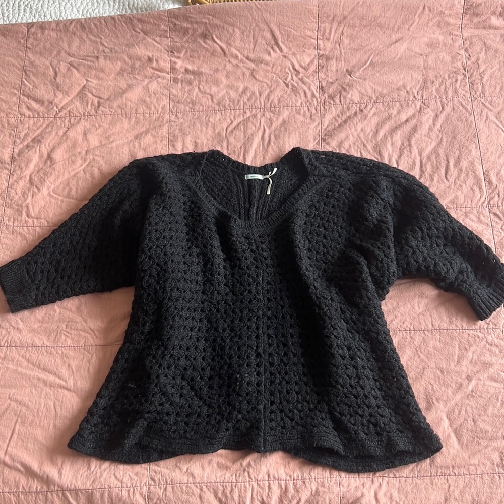 Urban Outfitters Kimchi Blue Pullover Knit Sweater